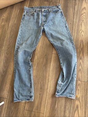 Vintage Levi 501 jeans